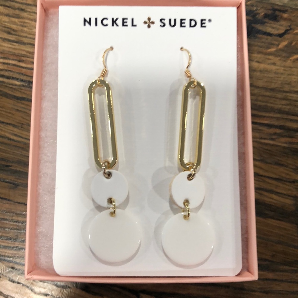 NIB Nickel and Suede White Stevies earrings
